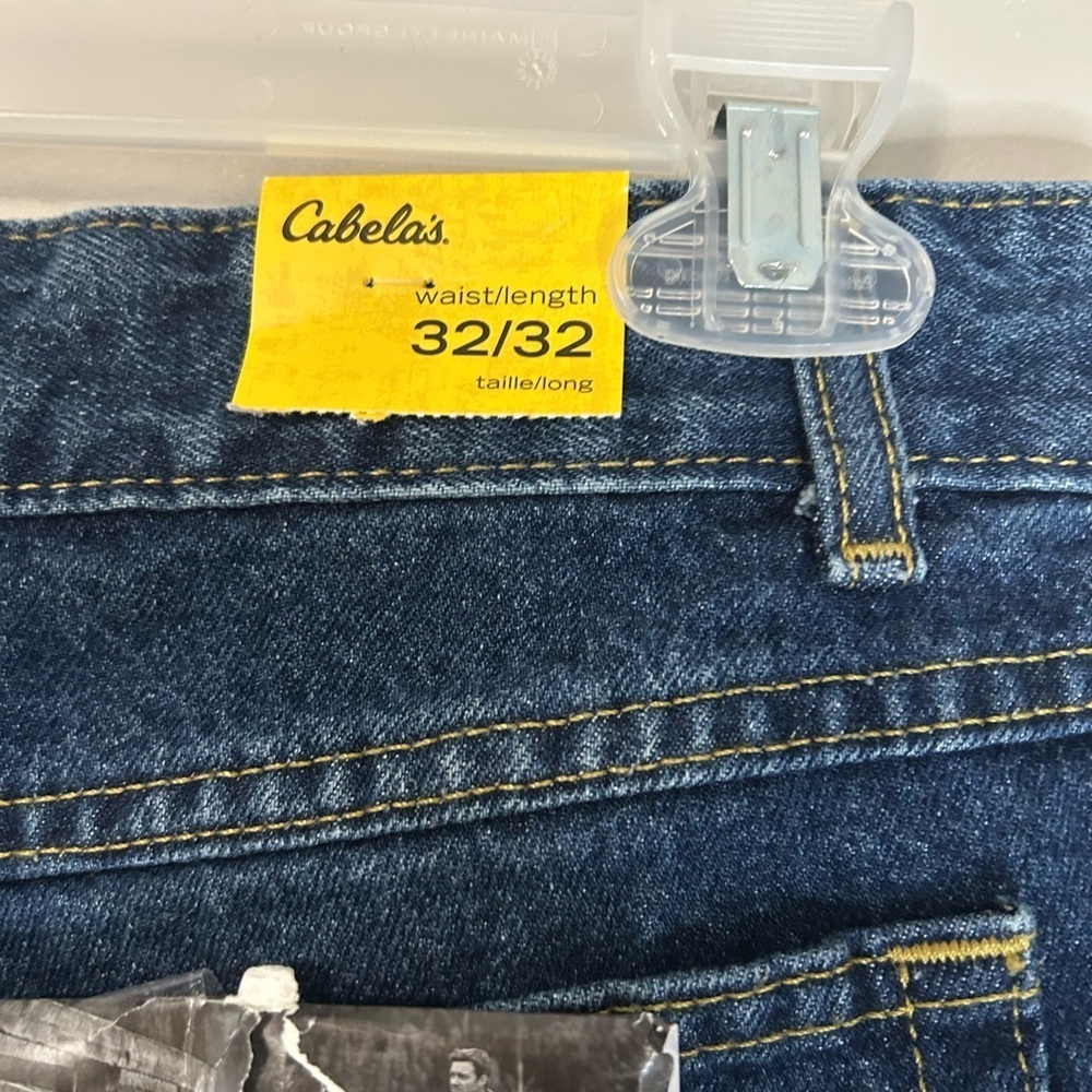 NWT Cabela’s Men's Classic Fit Blue Jeans, Size 32x32 - Picture 6 of 7